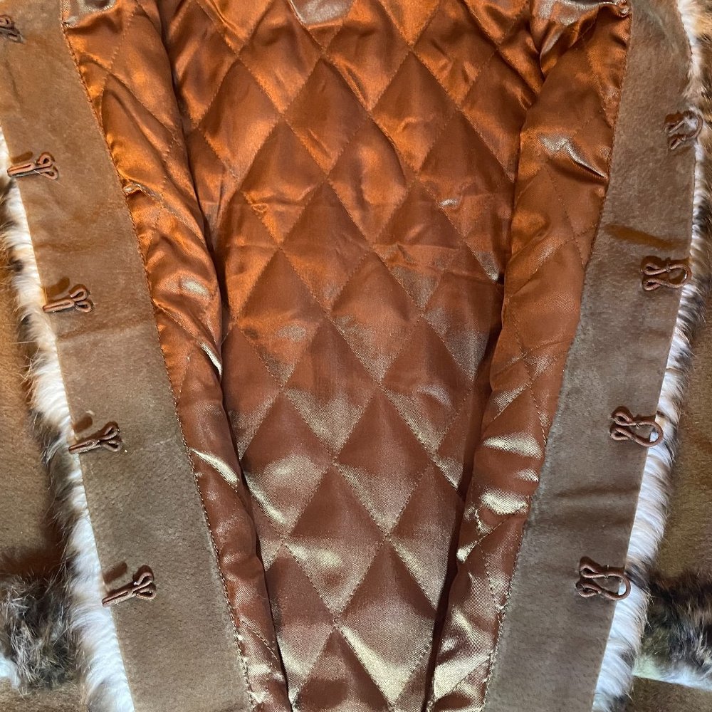 Leather & Fur Jacket - Picture 6 of 8